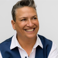 Lisa Slavid